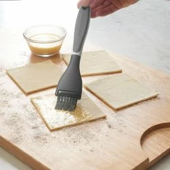 Food Network™ Reversible Basting Brush -Food Network Shop unnamed file 1176